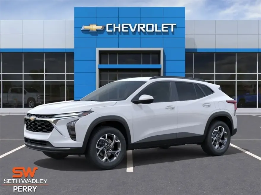 2025 Chevrolet Trax LT photo 1