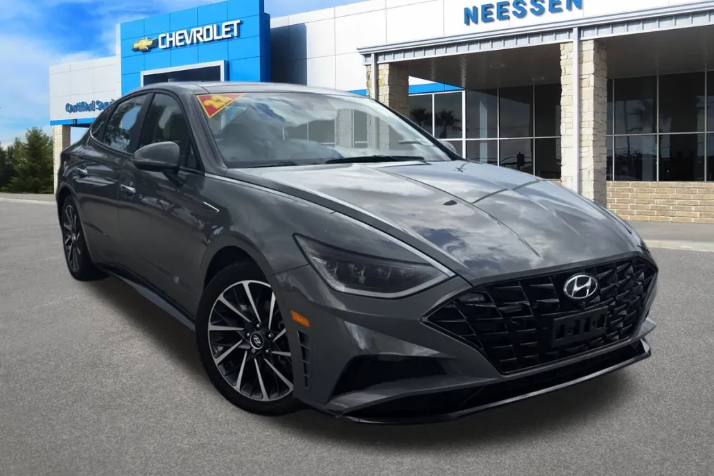 2022 Hyundai Sonata Limited photo 1