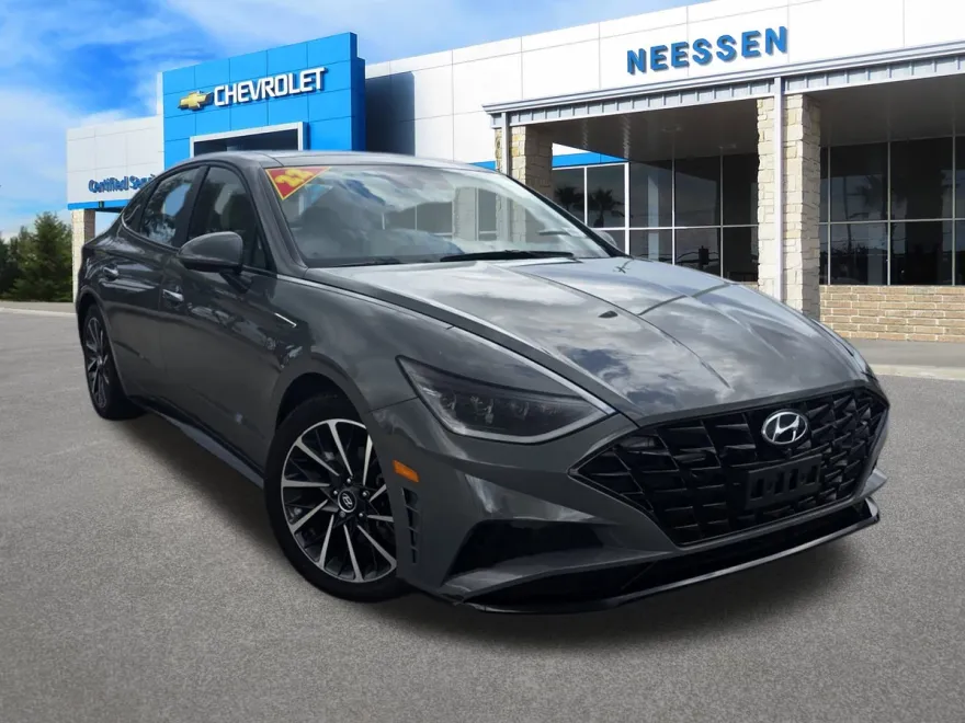 2022 Hyundai Sonata Limited photo 1