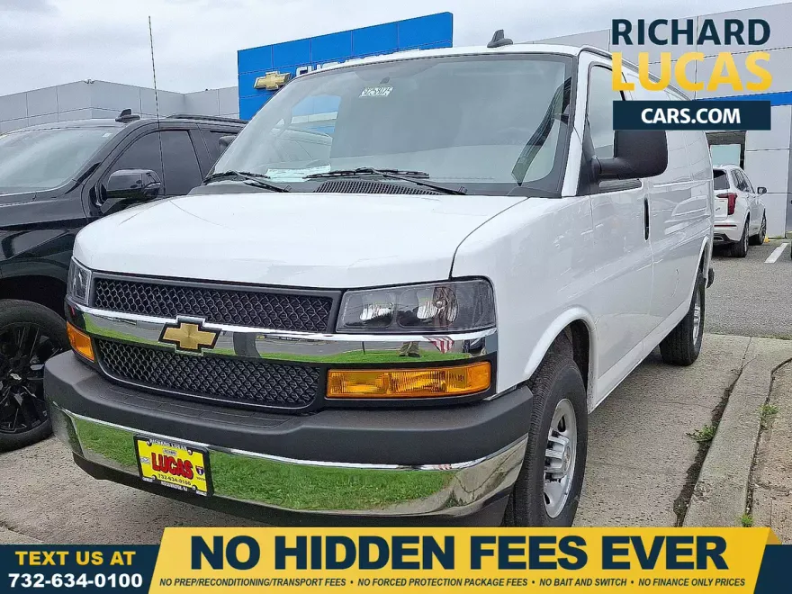 2025 Chevrolet Express Cargo 2500 photo 1