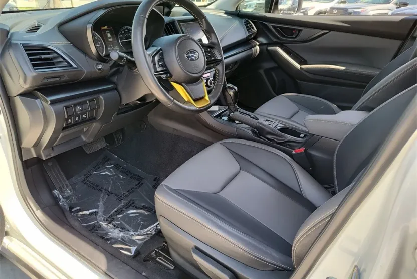 2023 Subaru Crosstrek Sport photo 1