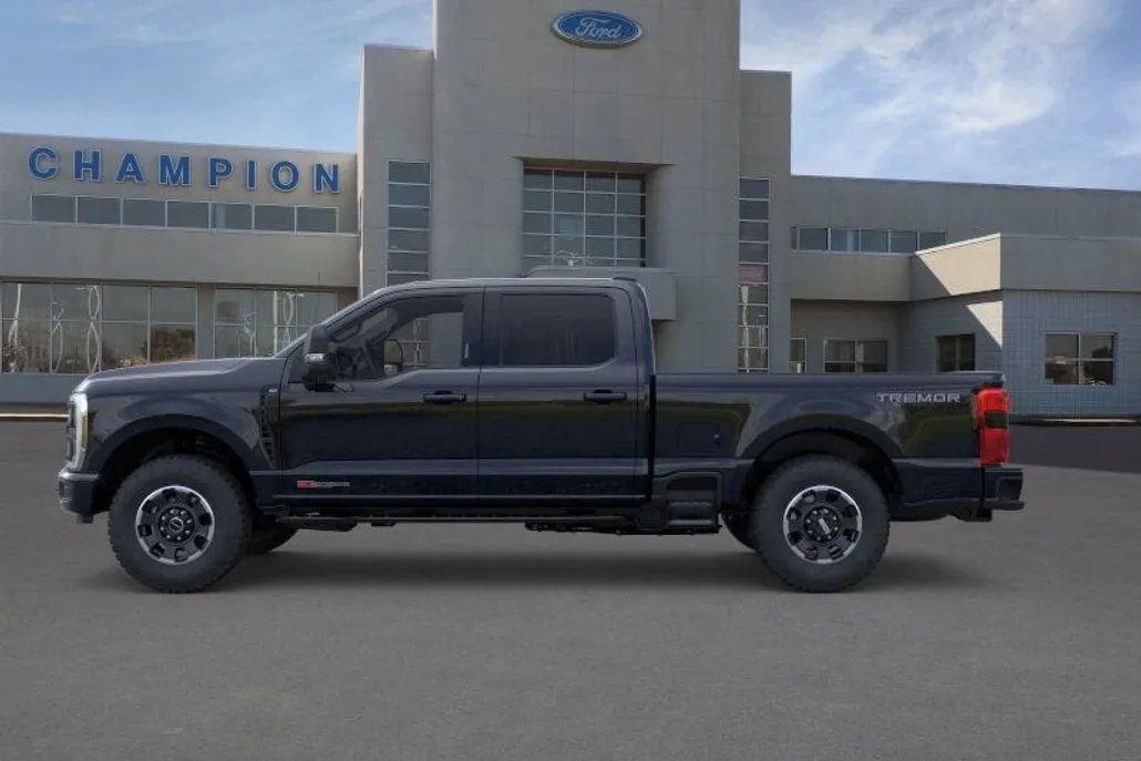 2025 Ford F-250 XLT photo 1