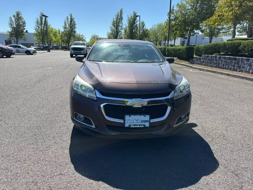 2015 Chevrolet Malibu LTZ photo 1