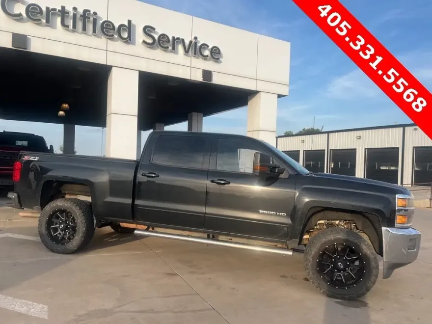 2015 Chevrolet Silverado 2500HD LT photo 1