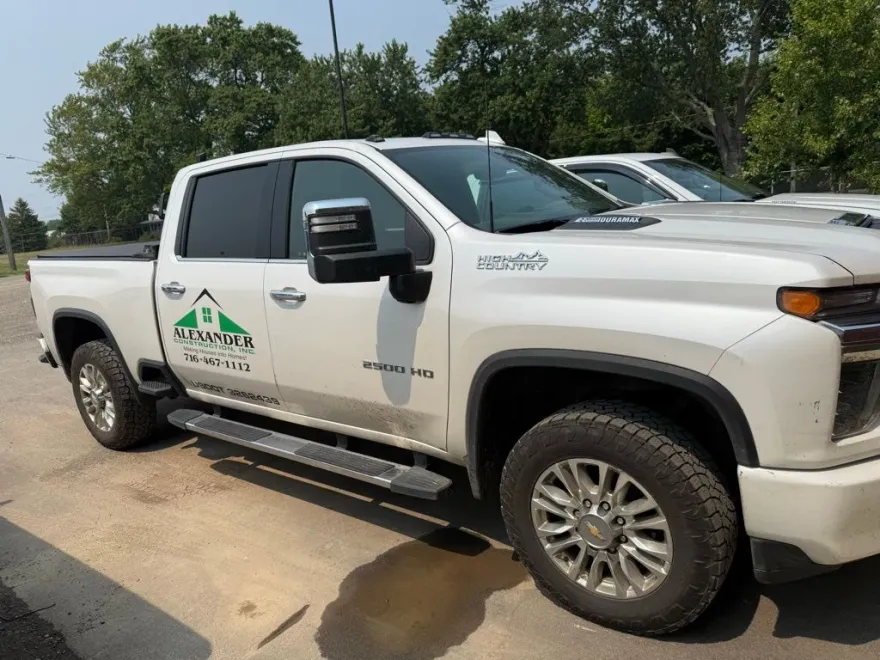 2021 Chevrolet Silverado 2500HD High Country photo 1