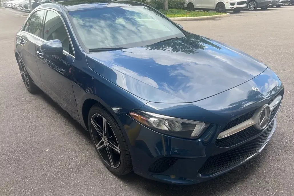 2019 Mercedes Benz A 220 photo 1