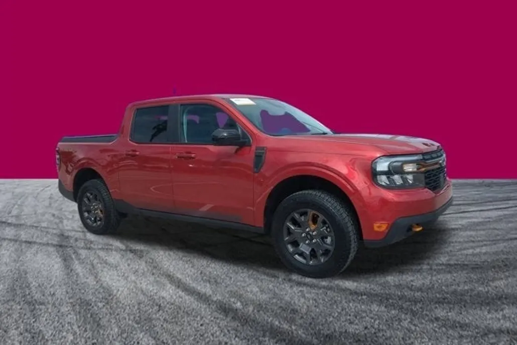 2024 Ford Maverick Lariat photo 1