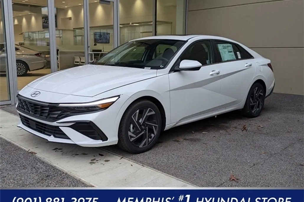 2025 Hyundai Elantra SEL Convenience photo 1