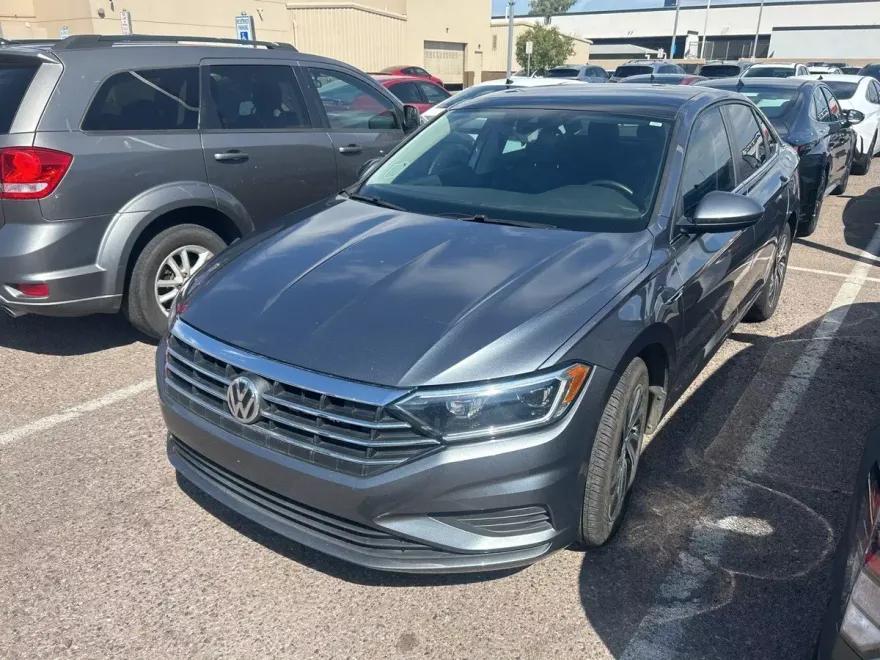 2021 Volkswagen Jetta SEL photo 1