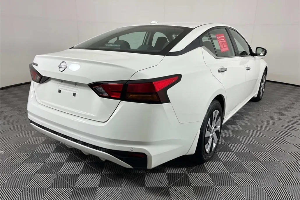 2025 Nissan Altima 2.5 S photo 1