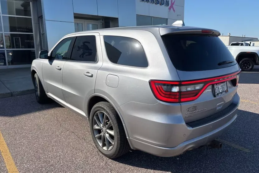 2017 Dodge Durango GT photo 1