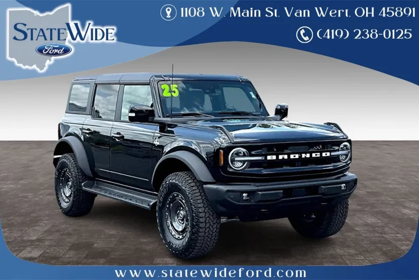 2025 Ford Bronco Outer Banks photo 1