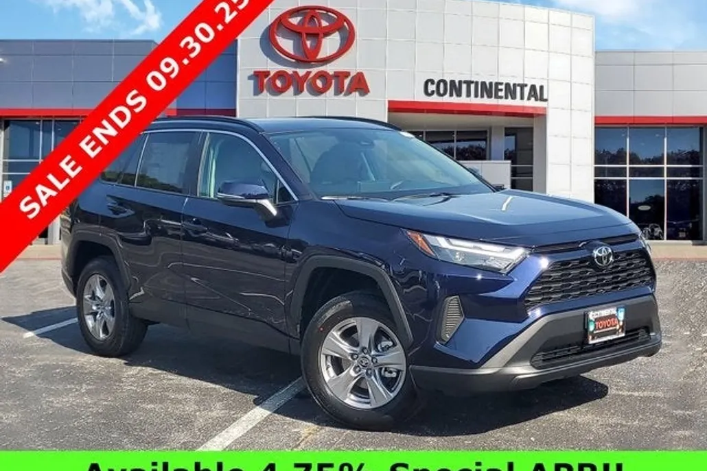 2025 Toyota RAV4 XLE photo 1