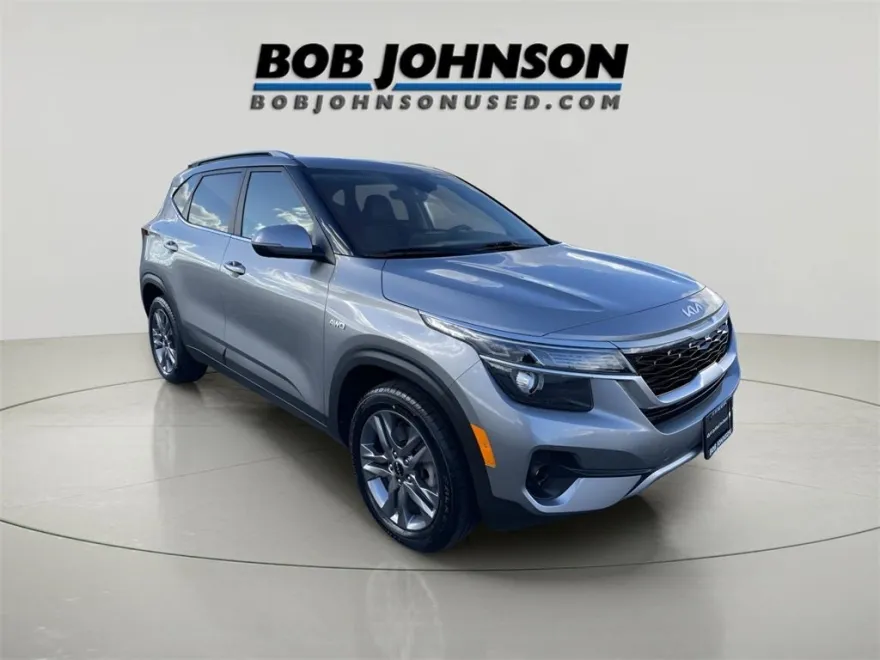 2023 Kia Seltos S photo 1
