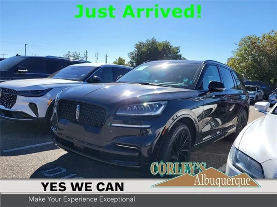 2022 Lincoln Aviator Reserve photo 1