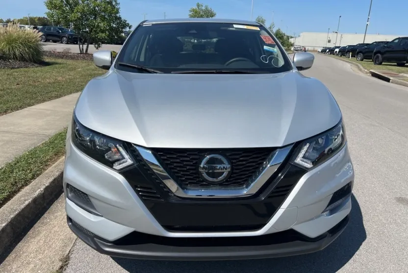 2021 Nissan Rogue Sport S photo 1