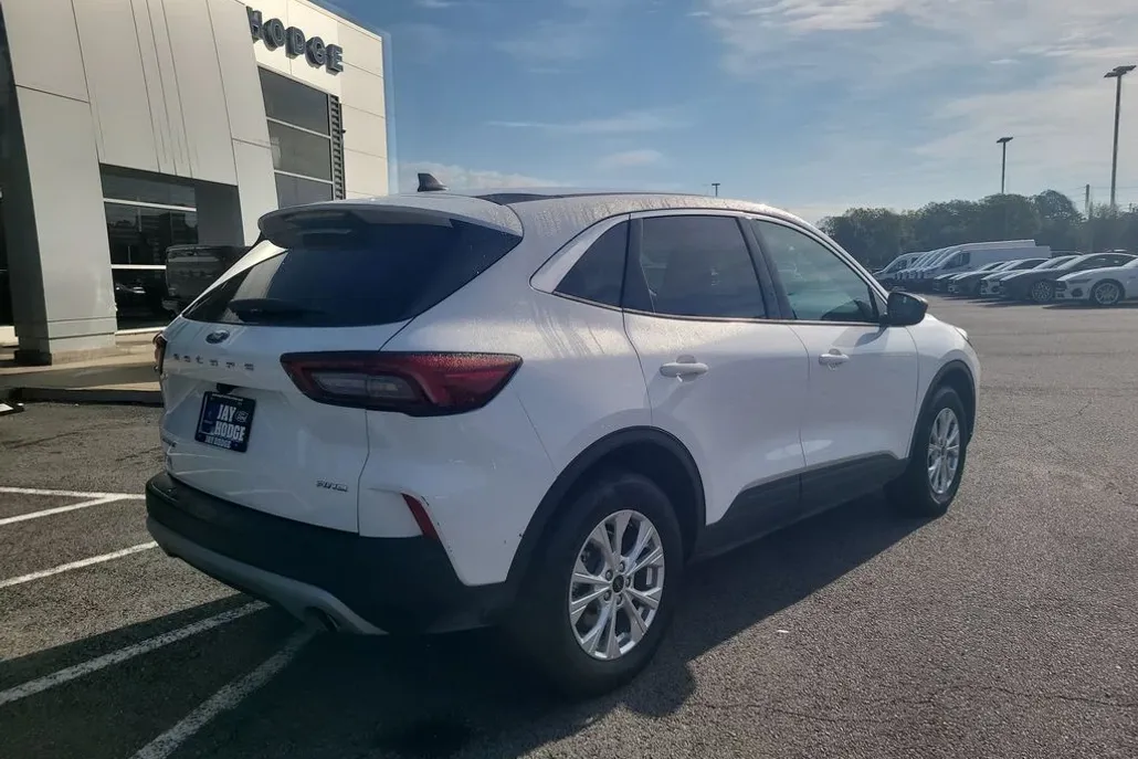 2024 Ford Escape Active photo 1