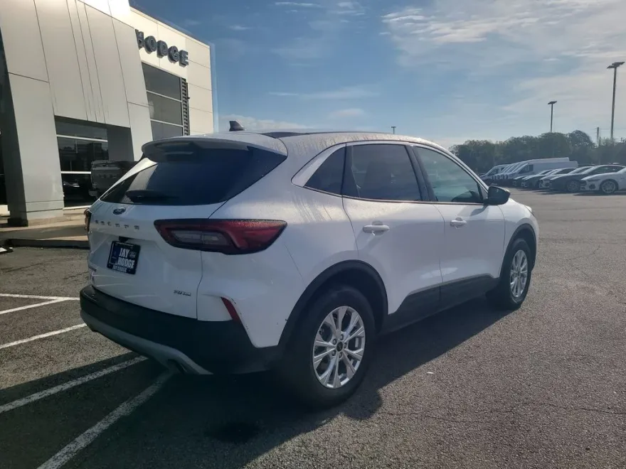 2024 Ford Escape Active photo 1