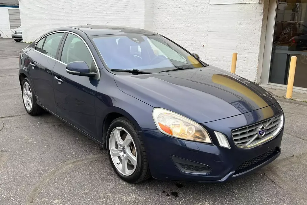 2013 Volvo S60 T5 photo 1