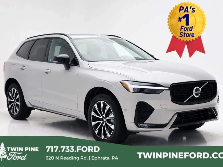 2025 Volvo XC60 B5 Plus photo 1