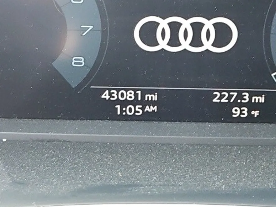 2020 Audi Q3 Premium S line photo 1
