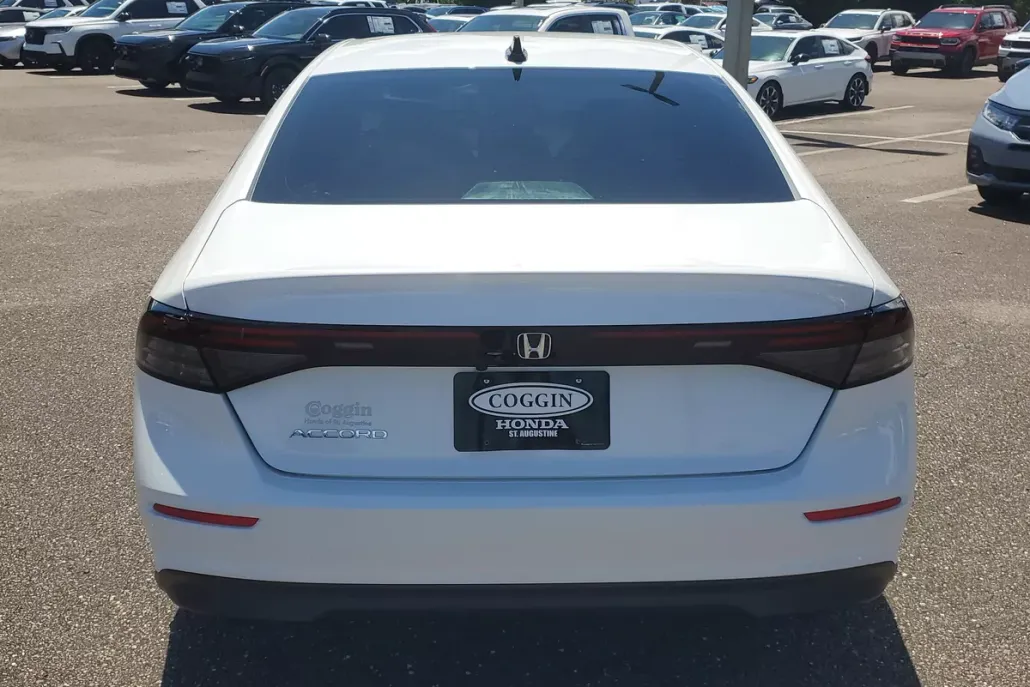 2025 Honda Accord SE photo 1