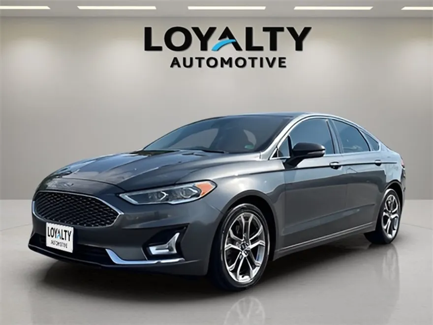 2020 Ford Fusion Hybrid Titanium photo 1