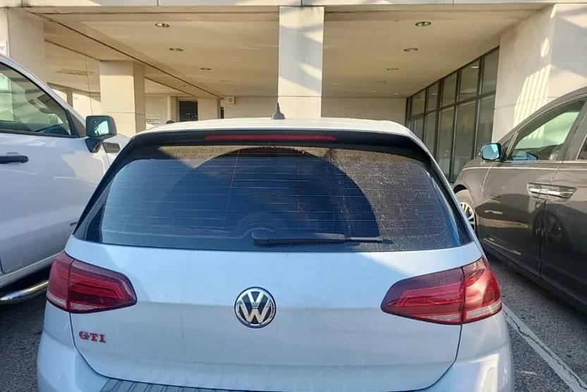 2019 Volkswagen Golf GTI SE photo 1