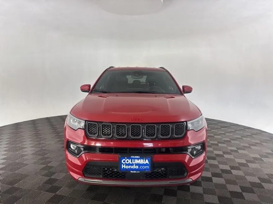 2023 Jeep Compass Limited photo 1