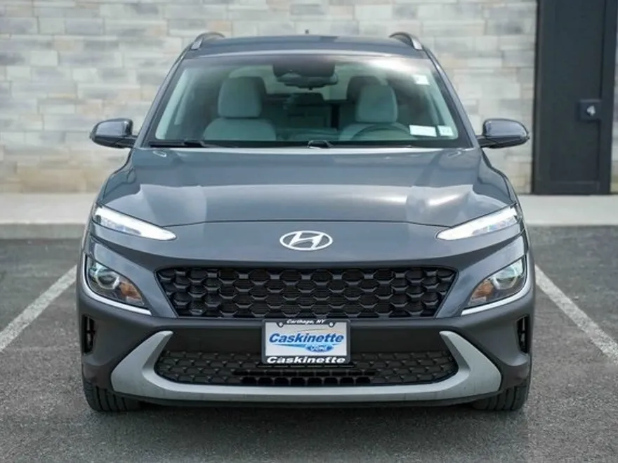 2023 Hyundai Kona SEL photo 1