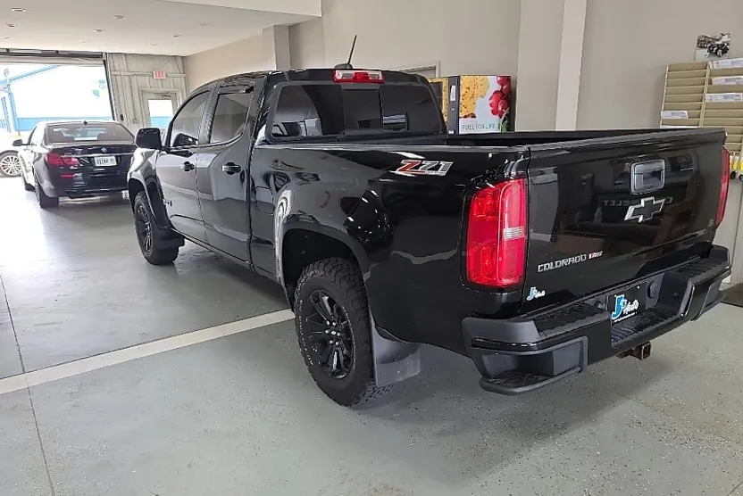 2017 Chevrolet Colorado Z71 photo 1