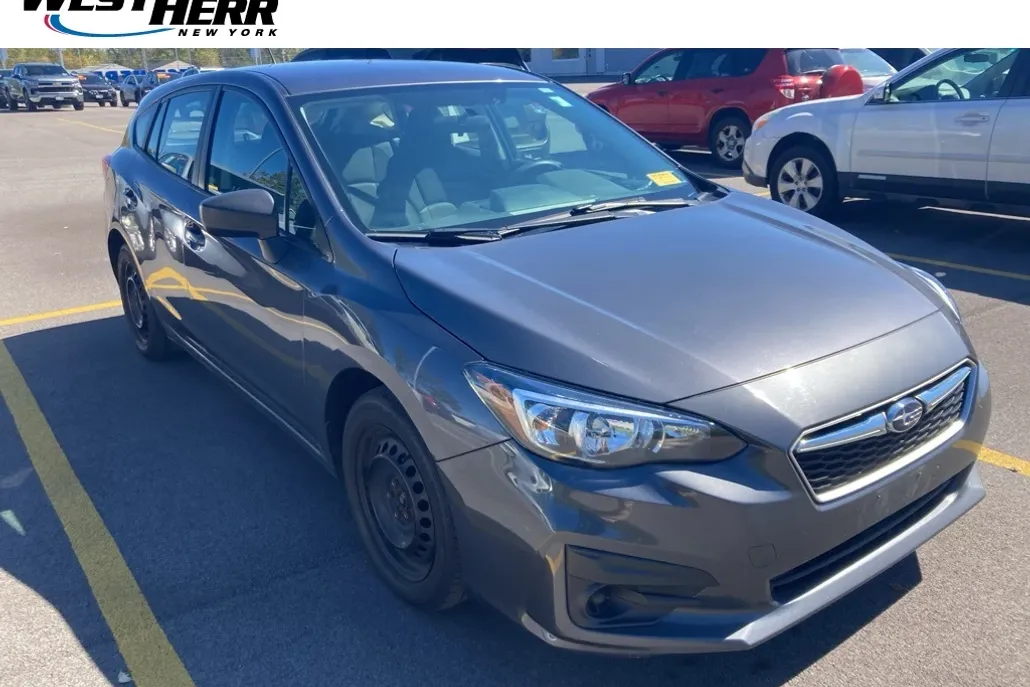 2018 Subaru Impreza 2.0i photo 1