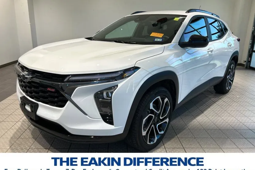 2025 Chevrolet Trax photo 1