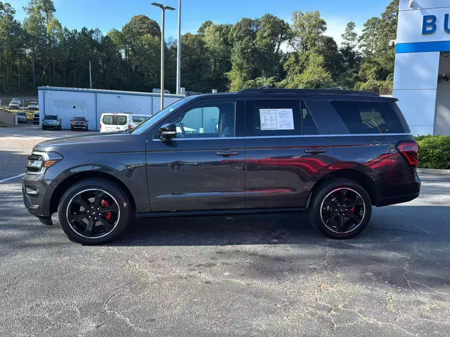 2024 Ford Expedition Limited photo 1