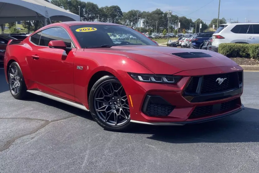 2024 Ford Mustang GT Premium photo 1