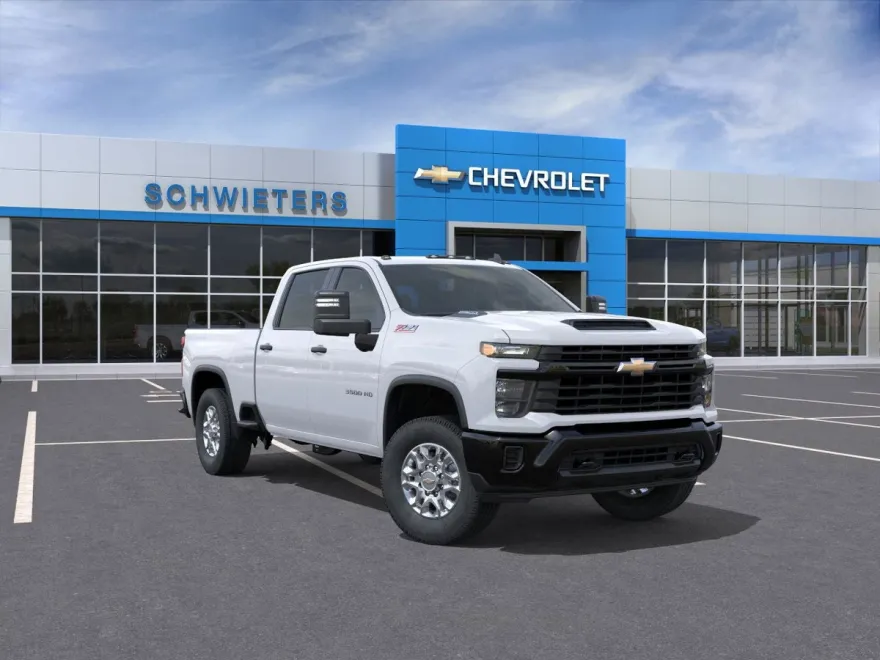 2026 Chevrolet Silverado 3500HD photo 1