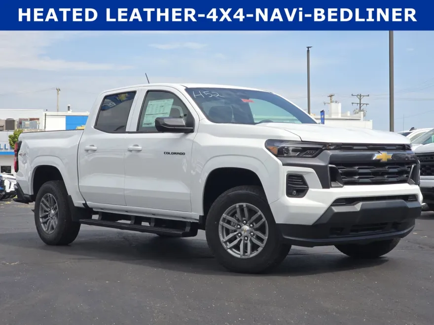 2026 Chevrolet Colorado LT photo 1
