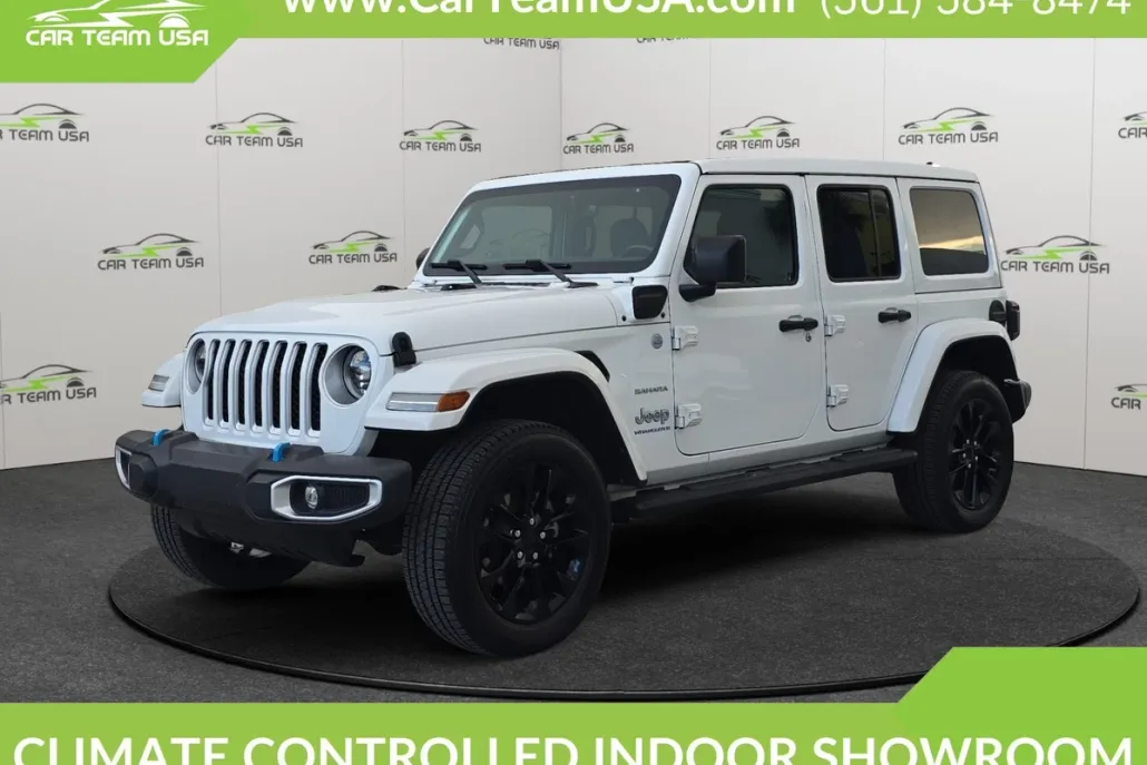 2023 Jeep Wrangler Sahara 4xe photo 1