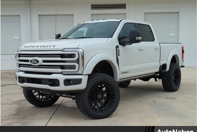 2026 Ford F-250 Platinum photo 1