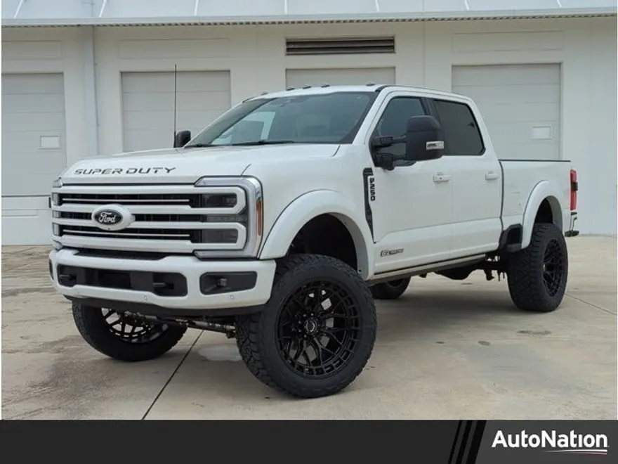 2026 Ford F-250 Platinum photo 1