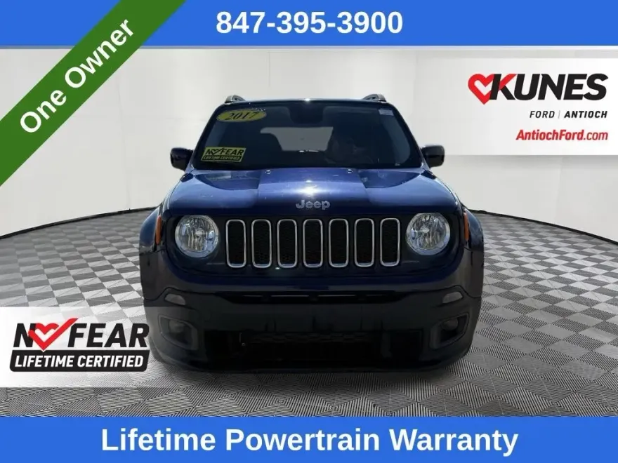 2017 Jeep Renegade Latitude Sport photo 1