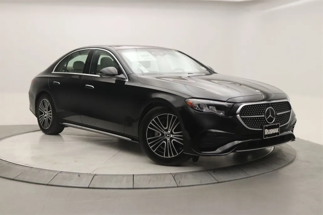 2026 Mercedes Benz E 350 photo 1