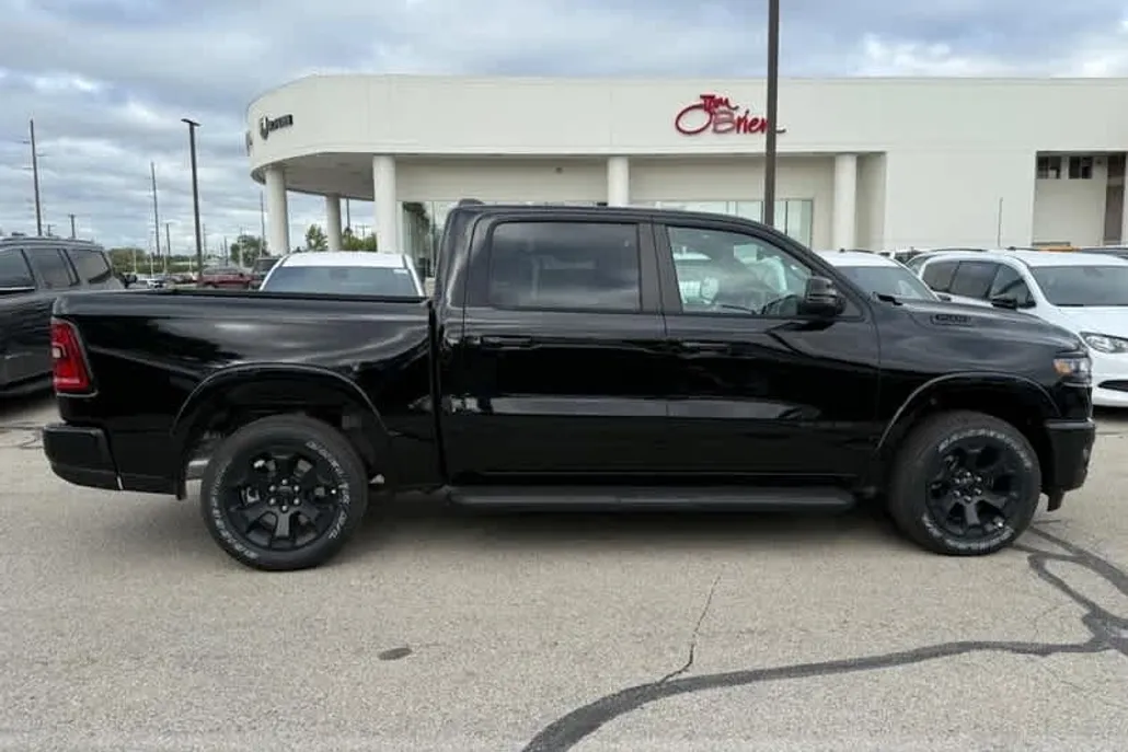 2026 Ram 1500 Big Horn photo 1