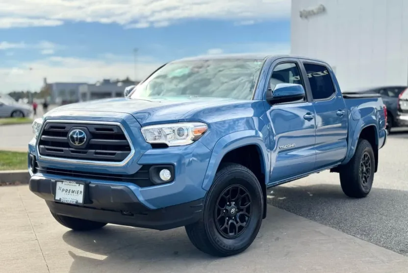2019 Toyota Tacoma SR5 Double Cab V6 photo 1