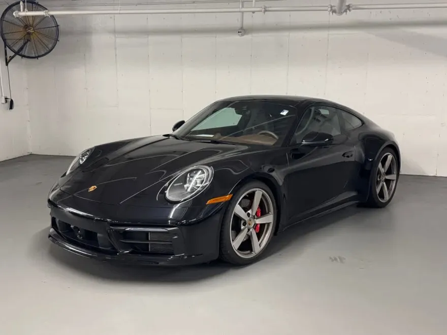 2024 Porsche 911 4S photo 1