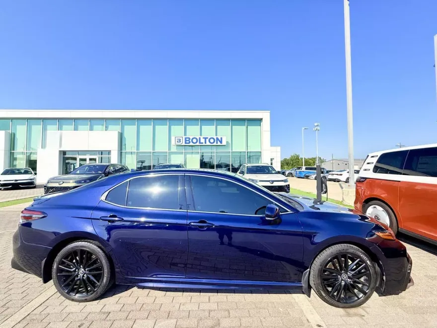 2022 Toyota Camry XSE photo 1