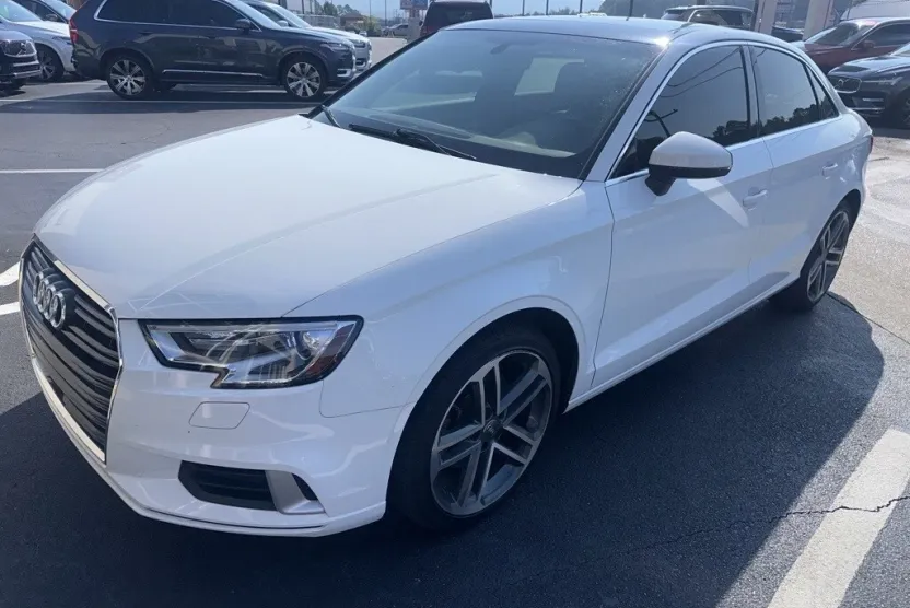2019 Audi A3 2.0T Premium photo 1