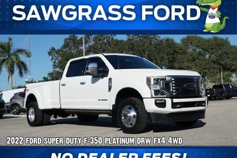 2022 Ford F-350 Platinum photo 1