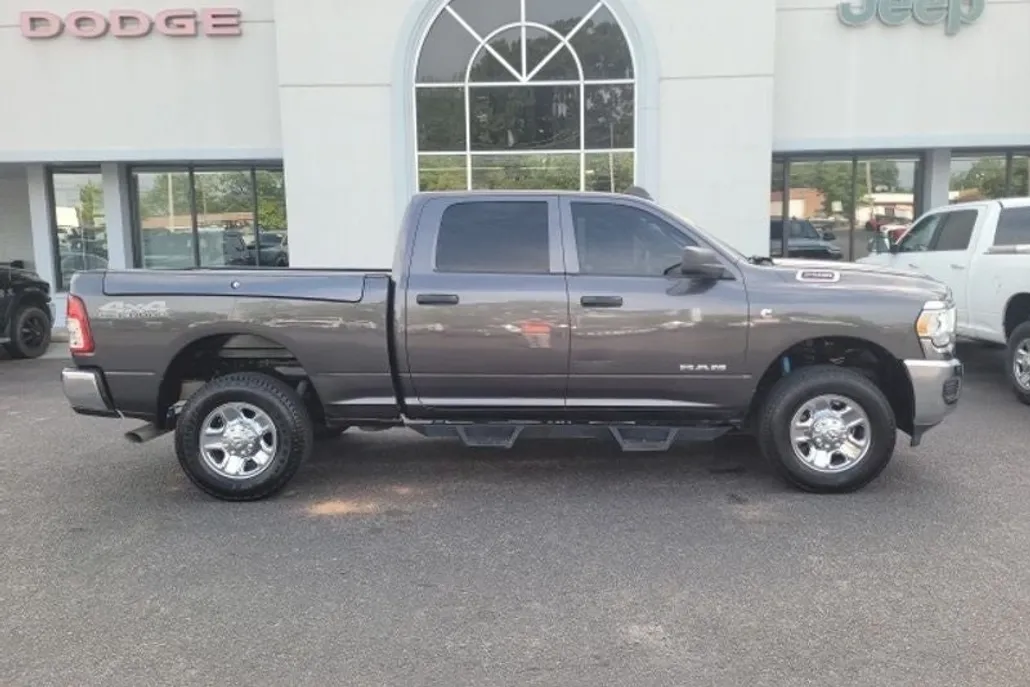 2021 Ram 2500 Tradesman photo 1