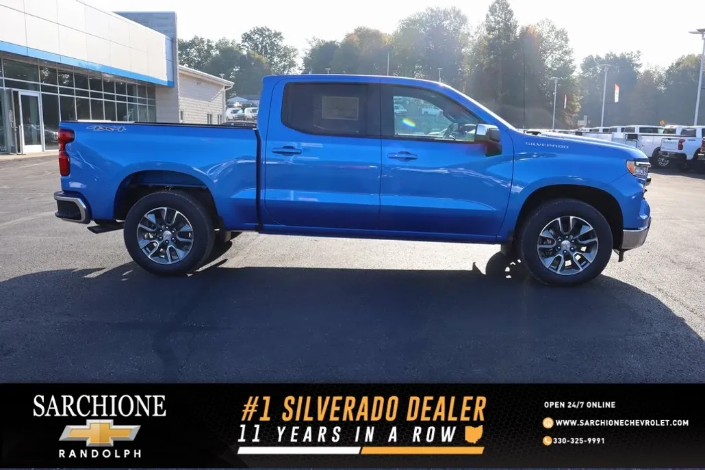 2026 Chevrolet Silverado 1500 LT photo 1